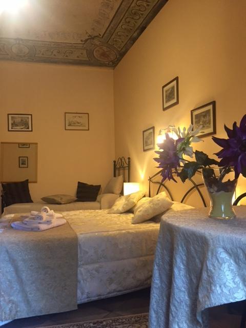 Locami Piazzetta Messinese Bed and breakfast Palermo
