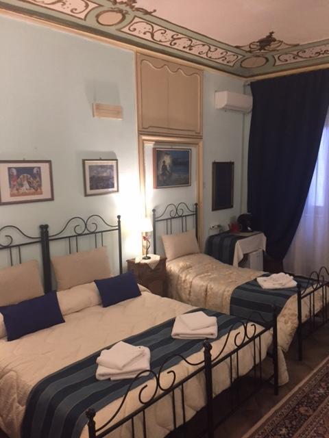 Bed and breakfast Locami Piazzetta Messinese *